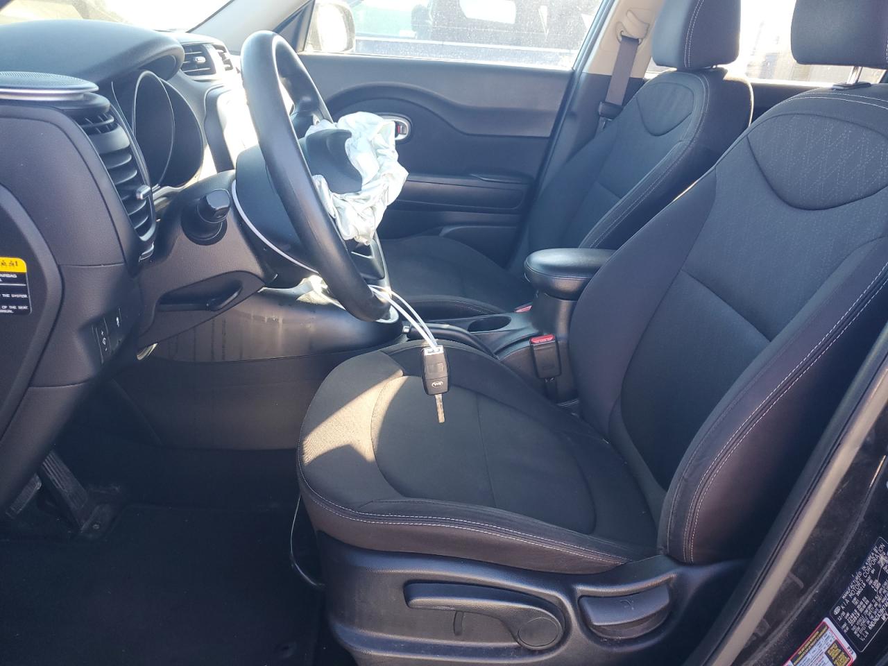 2017 KIA Soul VIN KNDJN2A28H7467669 Copart auction photo, front end / side damage thumbnail 7