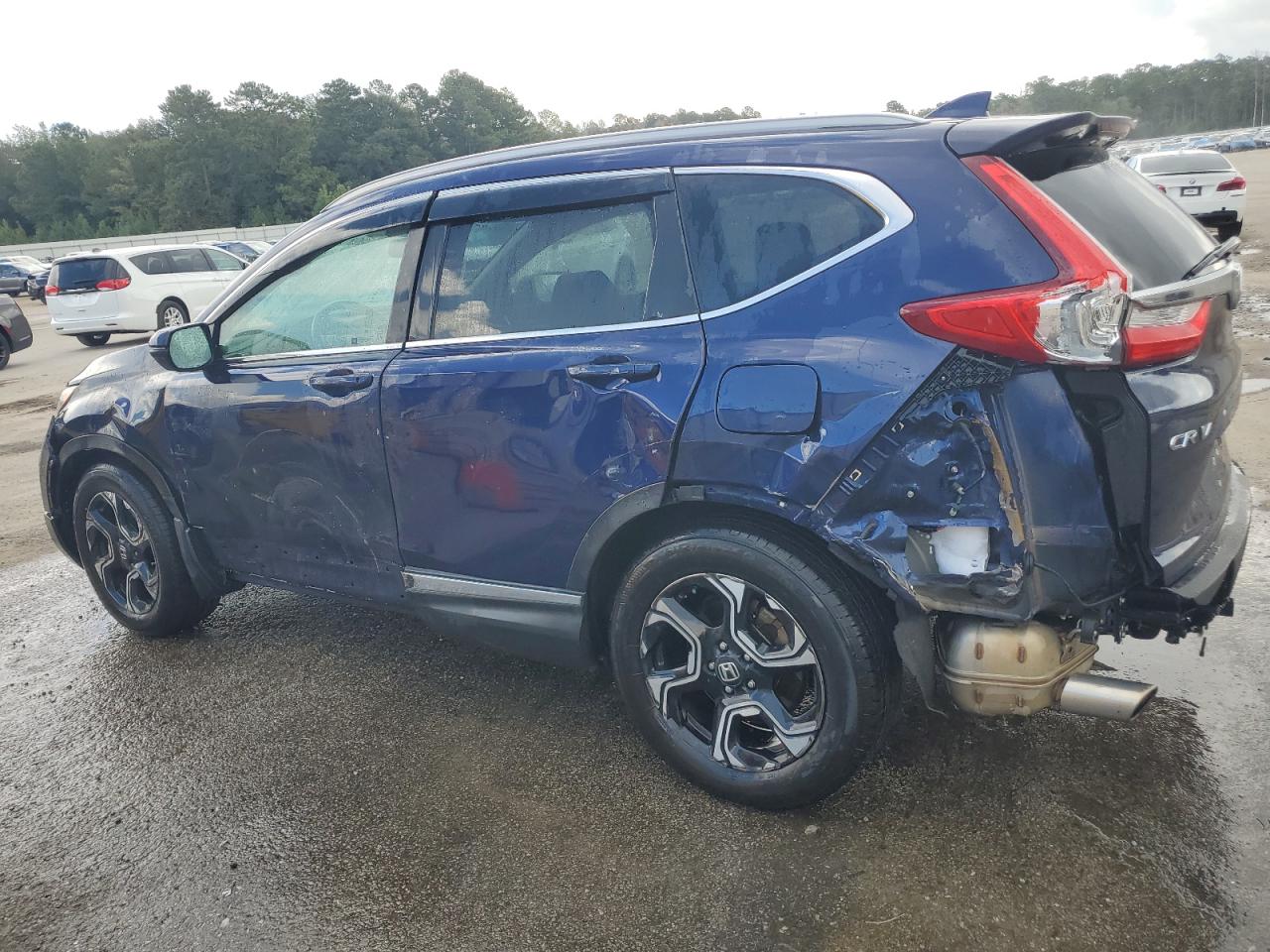 2017 Honda CR-V VIN 7FARW1H93HE026382 Copart auction photo, all over damage thumbnail 2