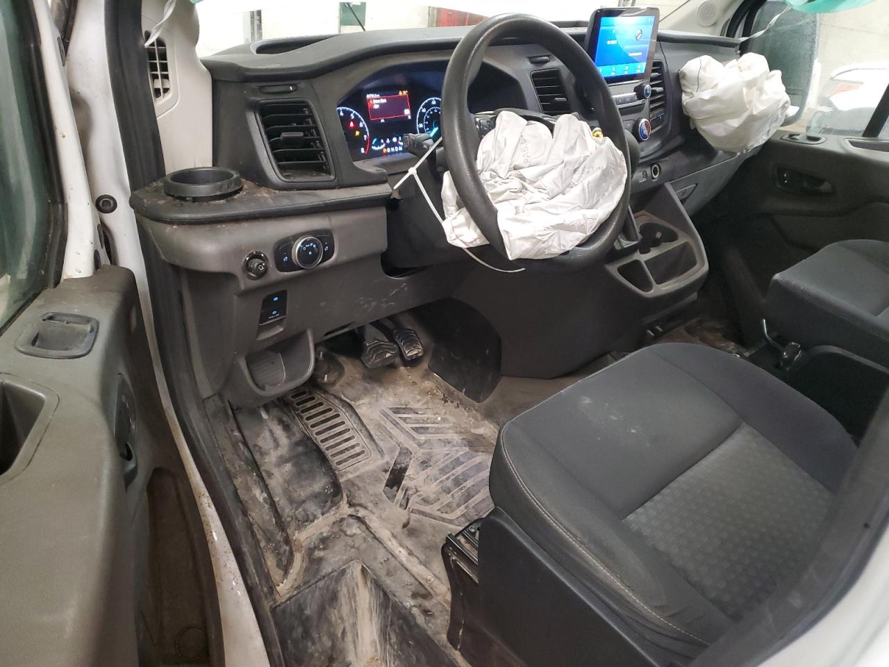 2021 Ford Transit VIN 1FTBR1C82MKA42427 Copart auction photo, front end damage thumbnail 8