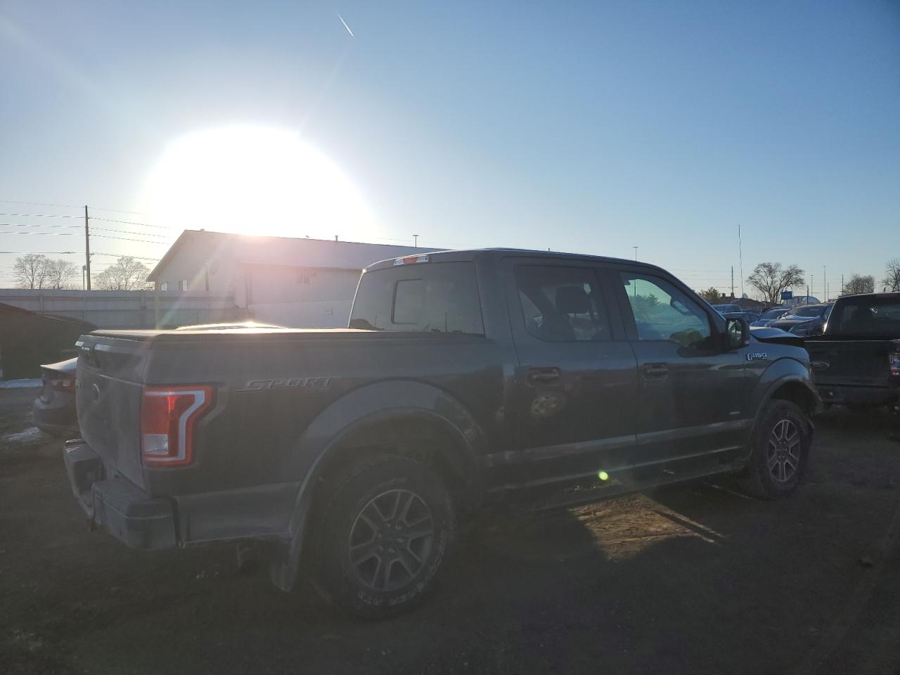 2017 Ford F-150 VIN 1FTEW1EPXHFB32370 Copart auction photo, front end damage thumbnail 3