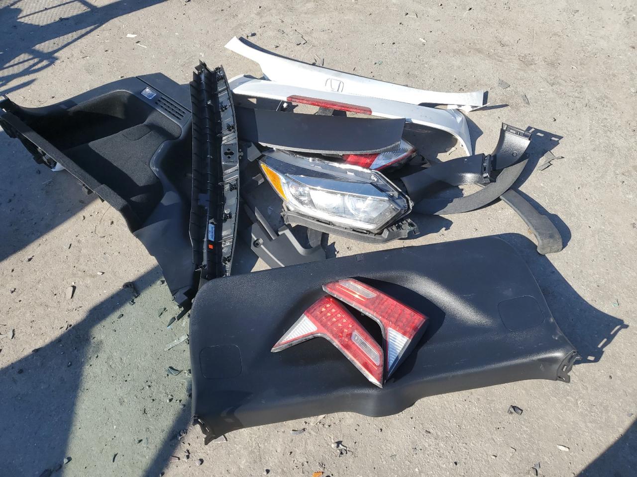 2021 Honda HR-V VIN 3CZRU6H50MM707708 Copart auction photo, rear end / front end damage thumbnail 12