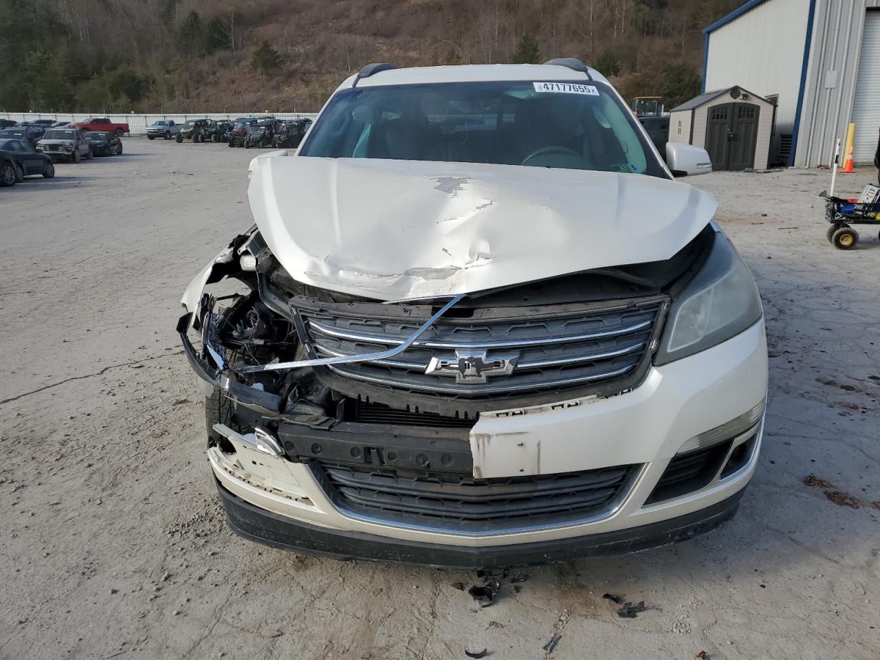 2013 Chevrolet Traverse VIN 1GNKVJKD7DJ134561 Copart auction photo, front end damage thumbnail 5