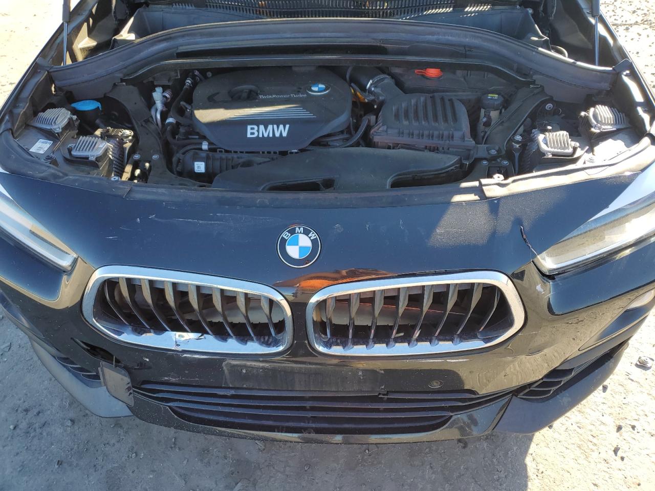2019 BMW X2 VIN WBXYJ5C54KEF82877 Copart auction photo, front end / minor dent/scratches damage thumbnail 12
