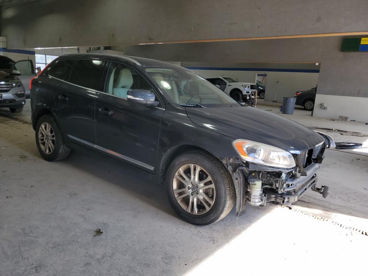 2015 Volvo XC60 VIN YV440MDC5F2620933 Copart auction photo, all over damage thumbnail 4