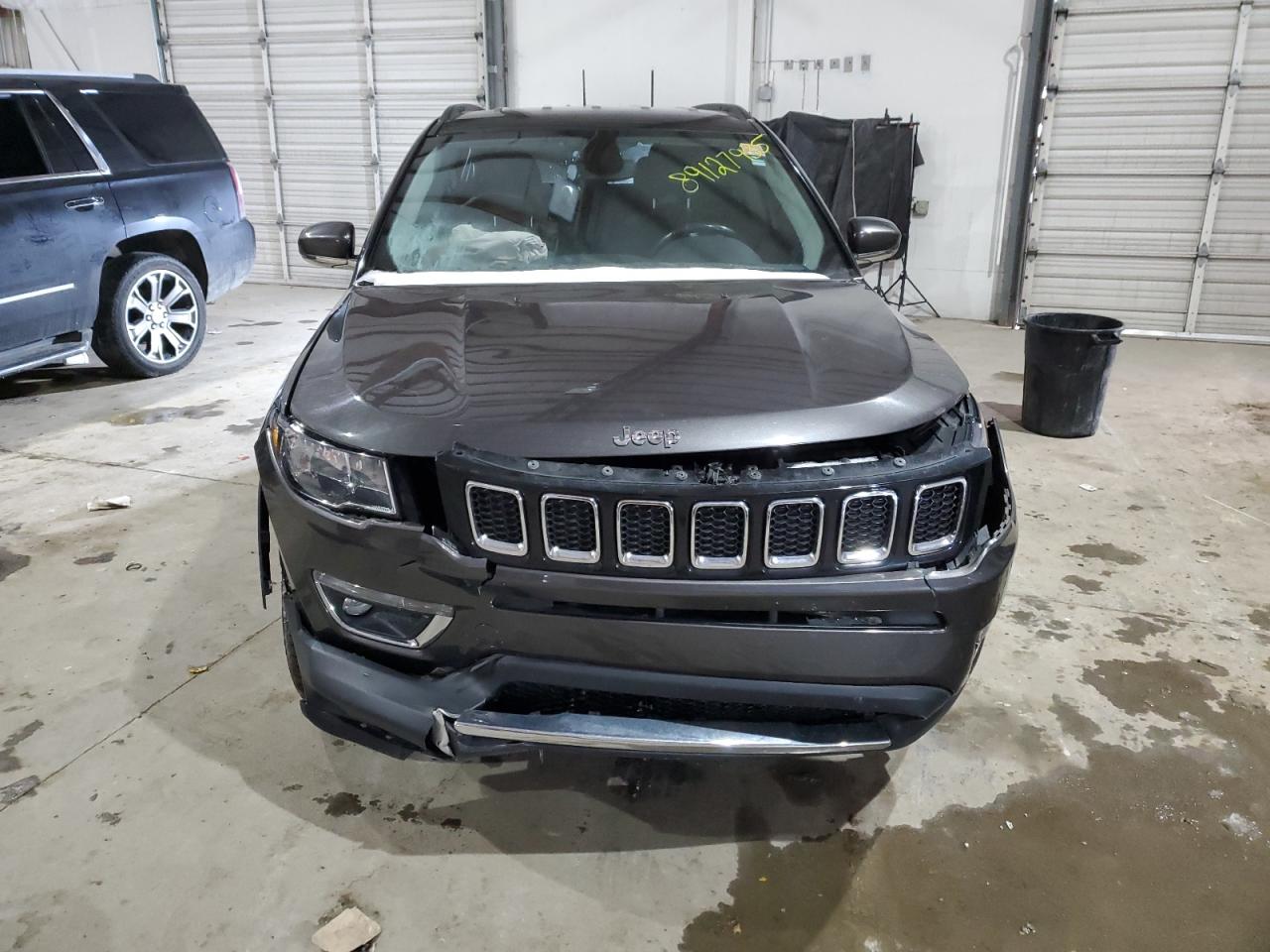 2018 Jeep Compass VIN 3C4NJDCB4JT480037 Copart auction photo, front end damage thumbnail 5