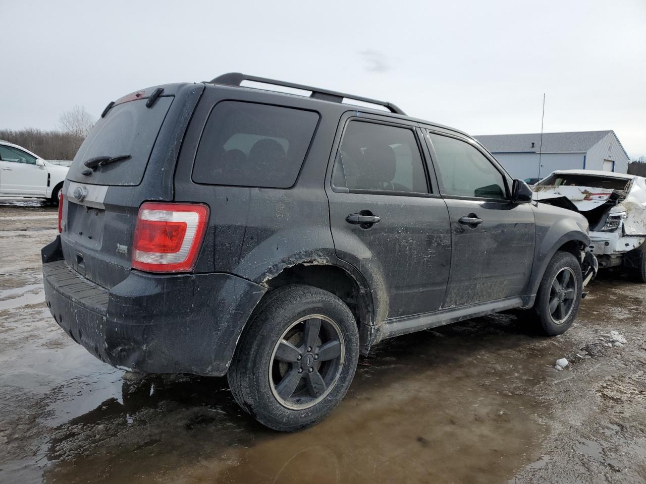2011 Ford Escape VIN 1FMCU9DG6BKB28713 Copart auction photo, front end / minor dent/scratches damage thumbnail 3
