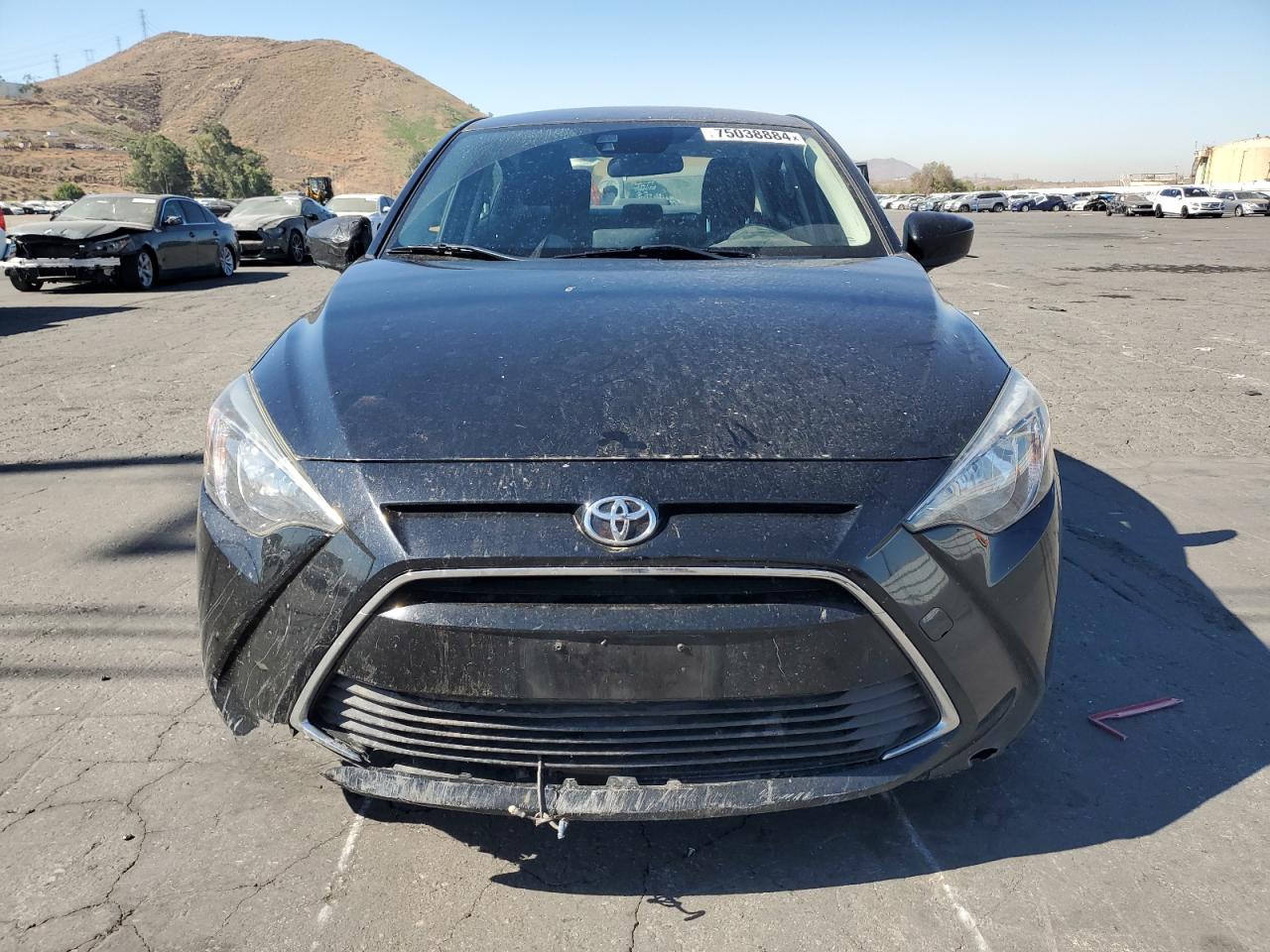 2018 Toyota Yaris VIN 3MYDLBYV6JY305306 Copart auction photo, front end / rear end damage thumbnail 5