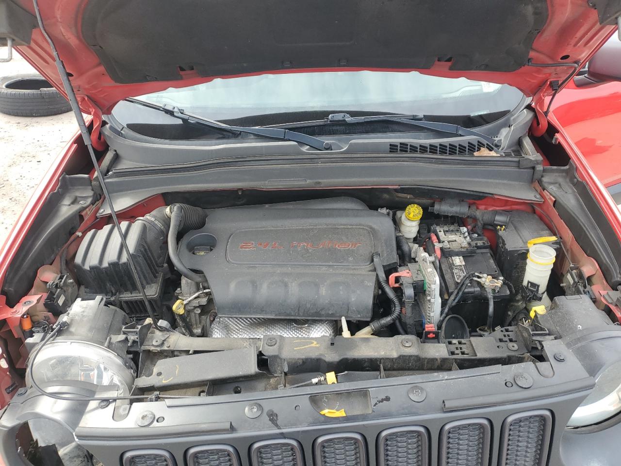 2015 Jeep Renegade VIN ZACCJBCT0FPB70301 Copart auction photo, front end / undercarriage damage thumbnail 12