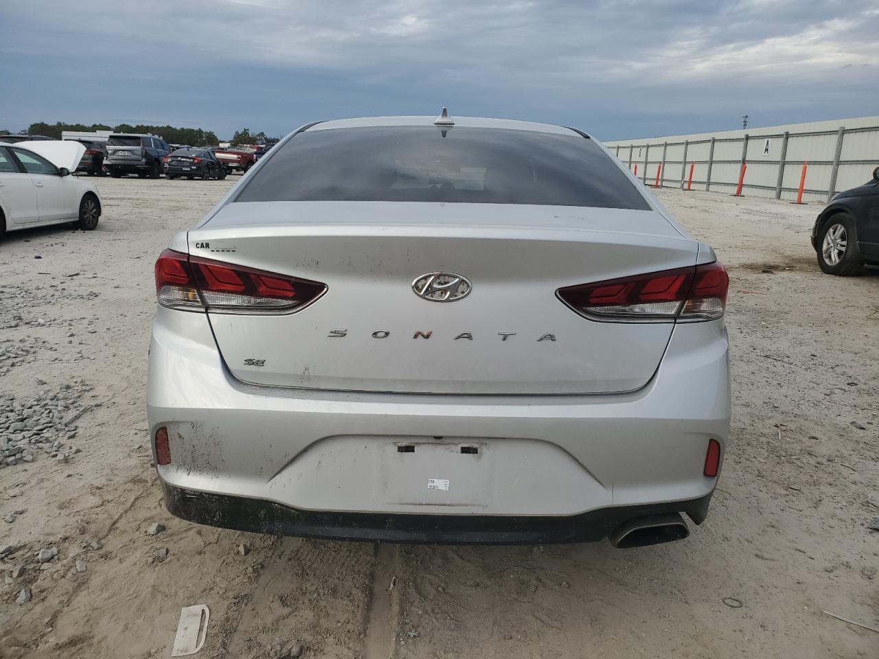 2018 Hyundai Sonata VIN 5NPE24AF7JH702105 Copart auction photo, front end / minor dent/scratches damage thumbnail 6