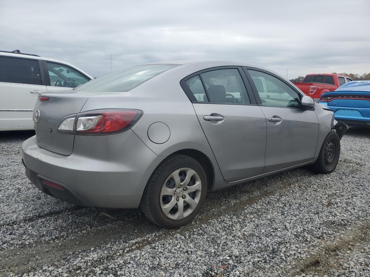 2010 Mazda 3 VIN JM1BL1SF6A1173413 Copart auction photo, front end / mechanical damage thumbnail 3