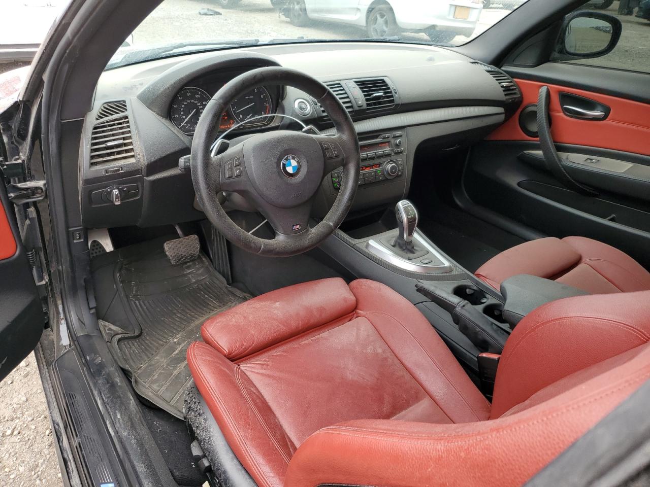 2012 BMW 1er VIN WBAUC9C5XCVM13083 Copart auction photo, rear end damage thumbnail 8