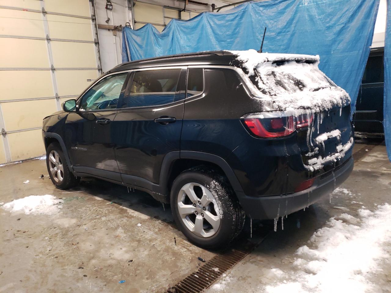 2018 Jeep Compass VIN 3C4NJDBB0JT455184 Copart auction photo, front end / mechanical damage thumbnail 2