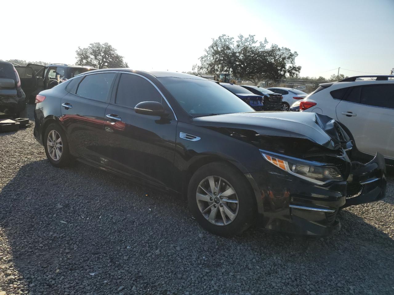 2018 KIA Optima VIN 5XXGT4L36JG196206 Copart auction photo, front end / side damage thumbnail 4