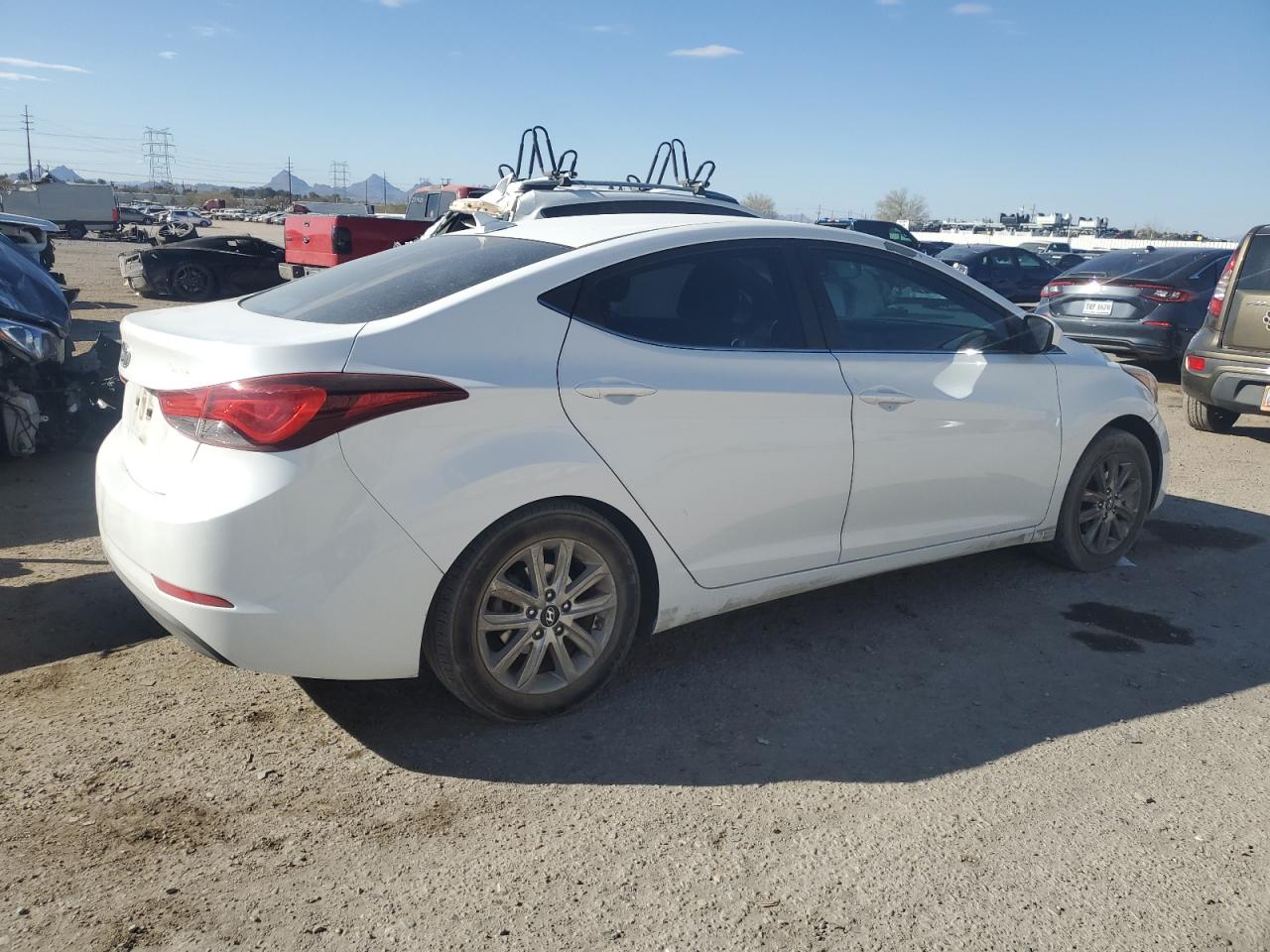 2015 Hyundai Elantra VIN 5NPDH4AE0FH587615 Copart auction photo, vandalism damage thumbnail 3