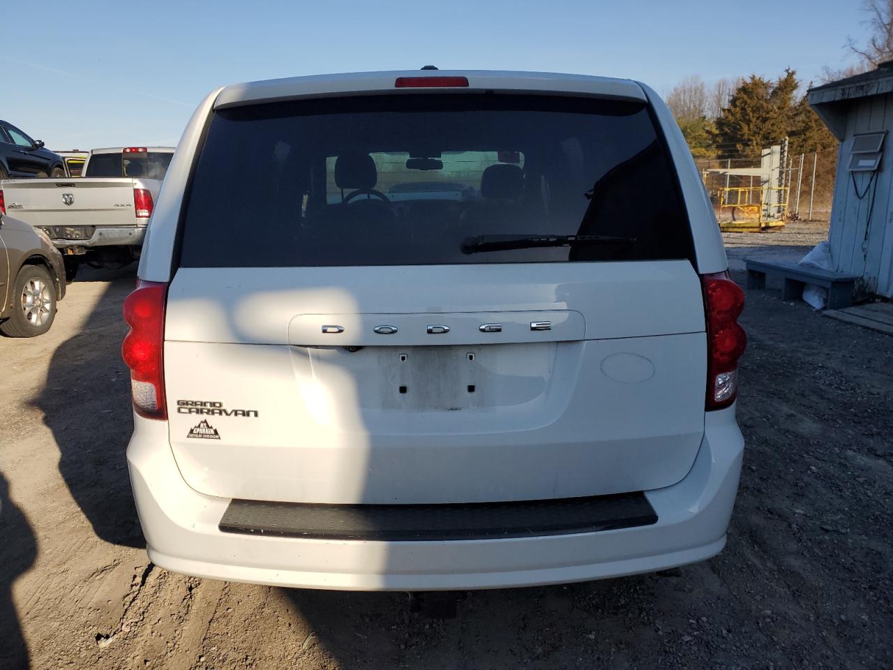 2014 Dodge Caravan VIN 2C4RDGCG6ER468129 Copart auction photo, front end / side damage thumbnail 6