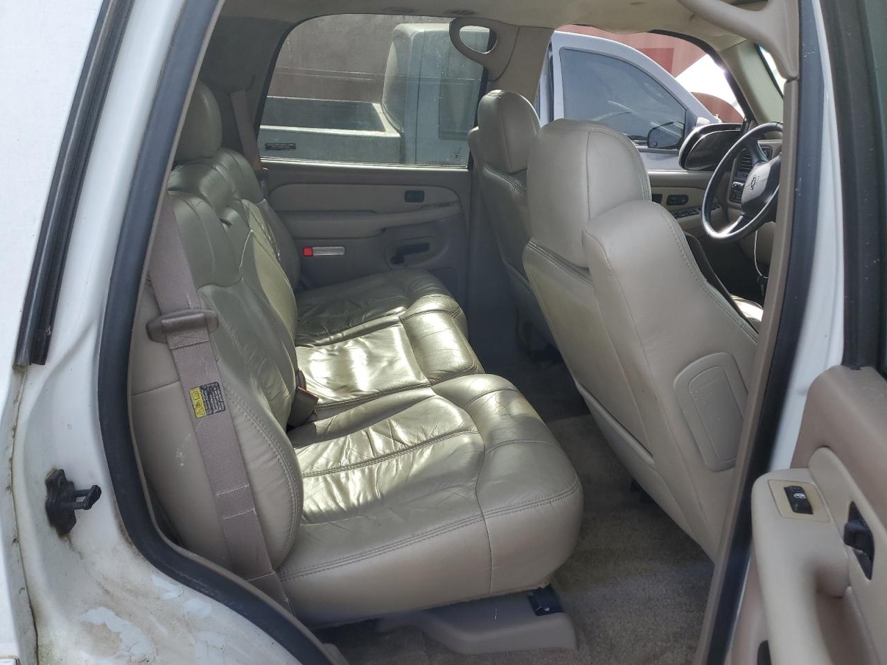 2002 Chevrolet Tahoe VIN 1GNEK13Z92J270476 Copart auction photo, all over damage thumbnail 10