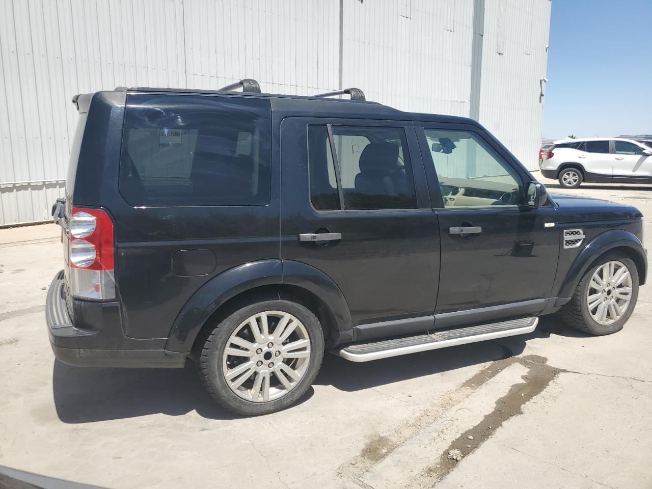 2010 Land Rover LR4 VIN SALAK2D48AA533340 Copart auction photo, vandalism damage thumbnail 3