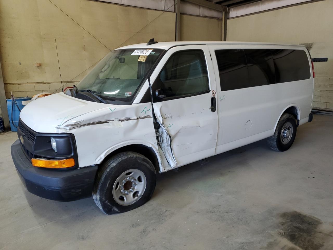 2016 Chevrolet Express VIN 1GAWGEFF3G1230904