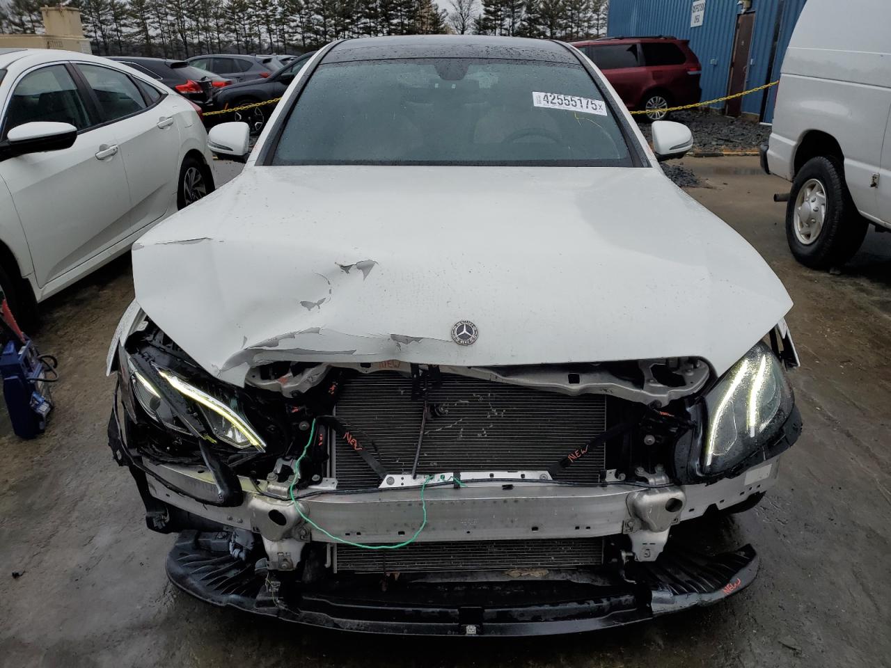 2020 Mercedes-Benz E-klasse VIN W1KZF8EB1LA842476 Copart auction photo, front end / minor dent/scratches damage thumbnail 5