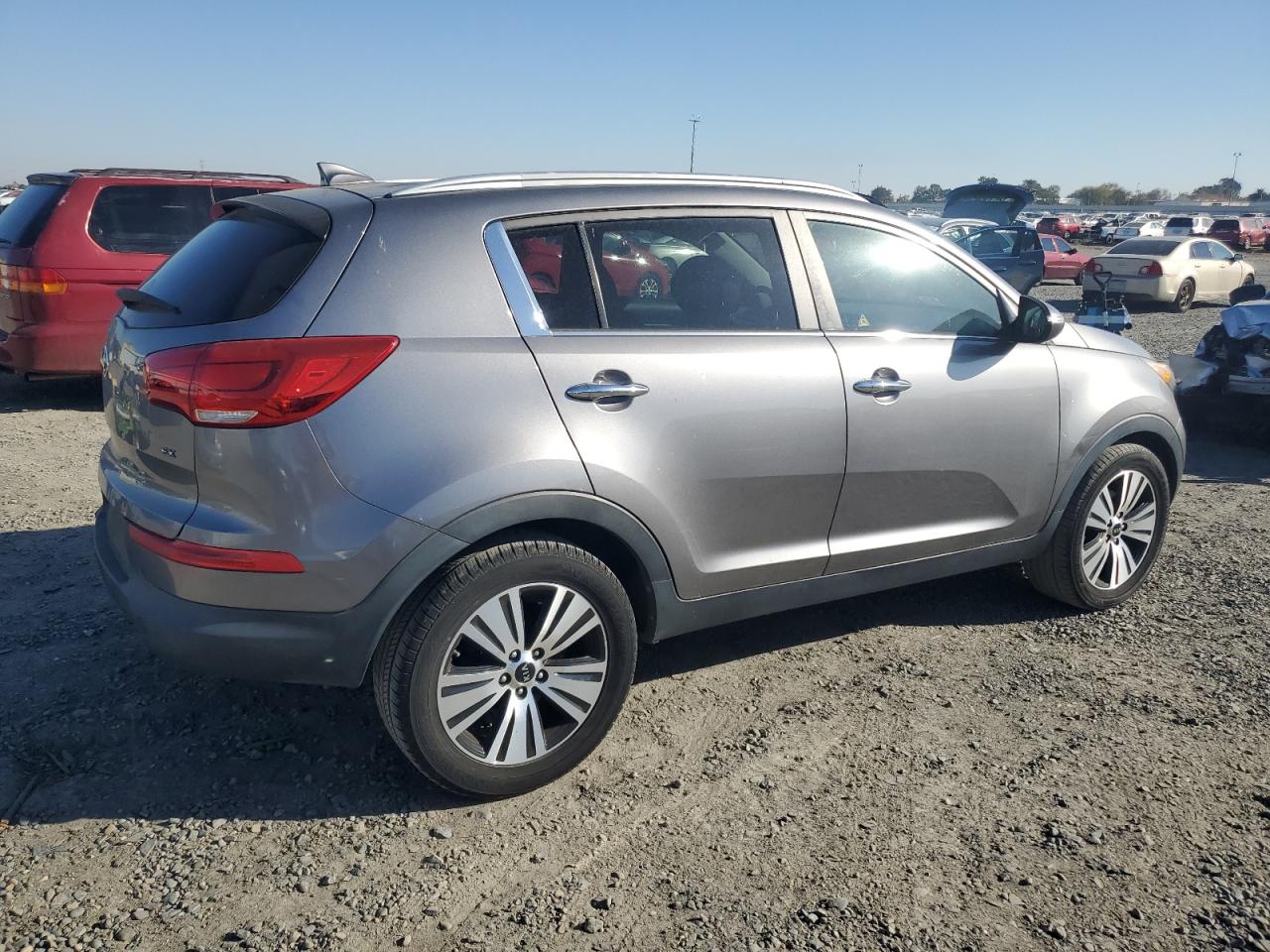 2015 KIA Sportage VIN KNDPC3AC4F7711183 Copart auction photo, minor dent/scratches damage thumbnail 3