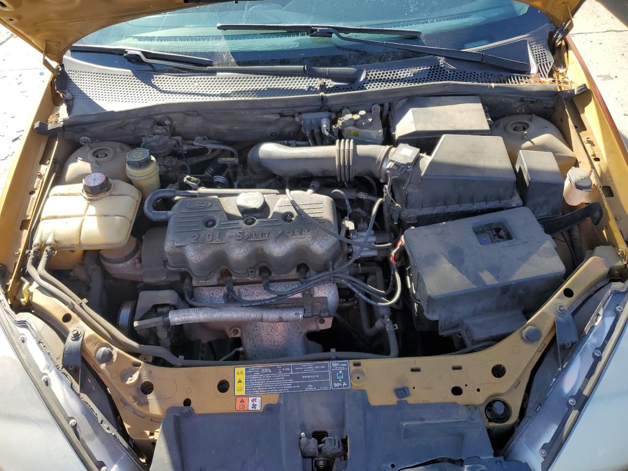 2001 Ford Focus VIN 1FAFP33P81W152614 Copart auction photo, front end damage thumbnail 13
