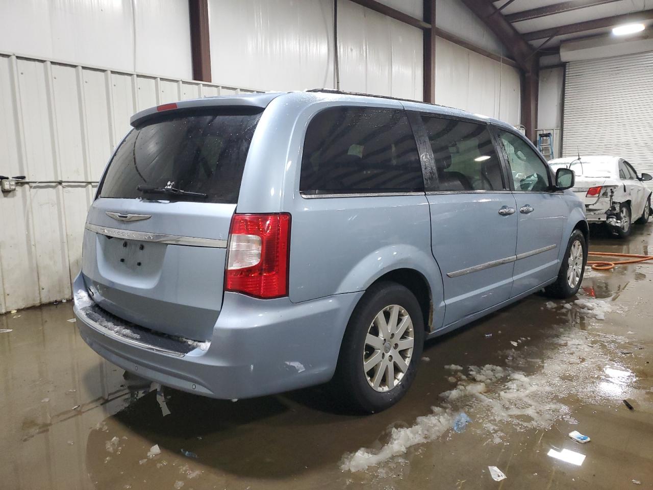 2012 Chrysler Town & Country VIN 2C4RC1CG8CR368417 Copart auction photo, front end damage thumbnail 3