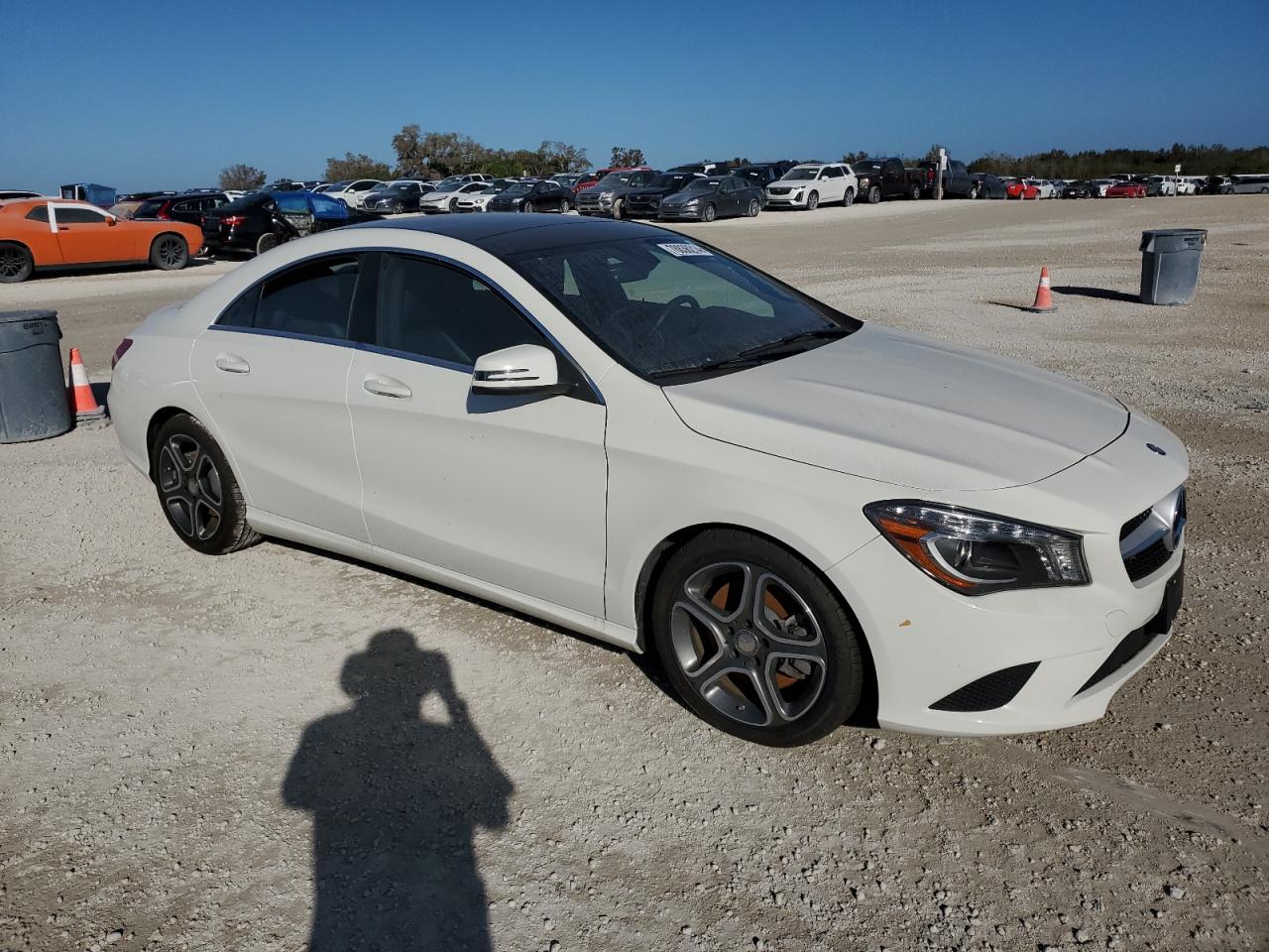 2014 Mercedes-Benz CLA-klasse VIN WDDSJ4EB7EN060381 Copart auction photo, water/flood damage thumbnail 4
