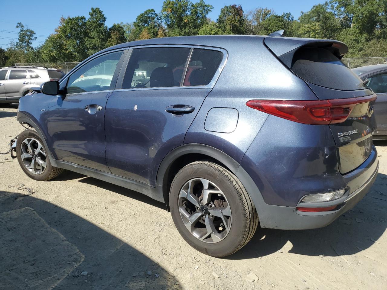 2020 KIA Sportage VIN KNDPMCAC1L7735708 Copart auction photo, vandalism / all over damage thumbnail 2