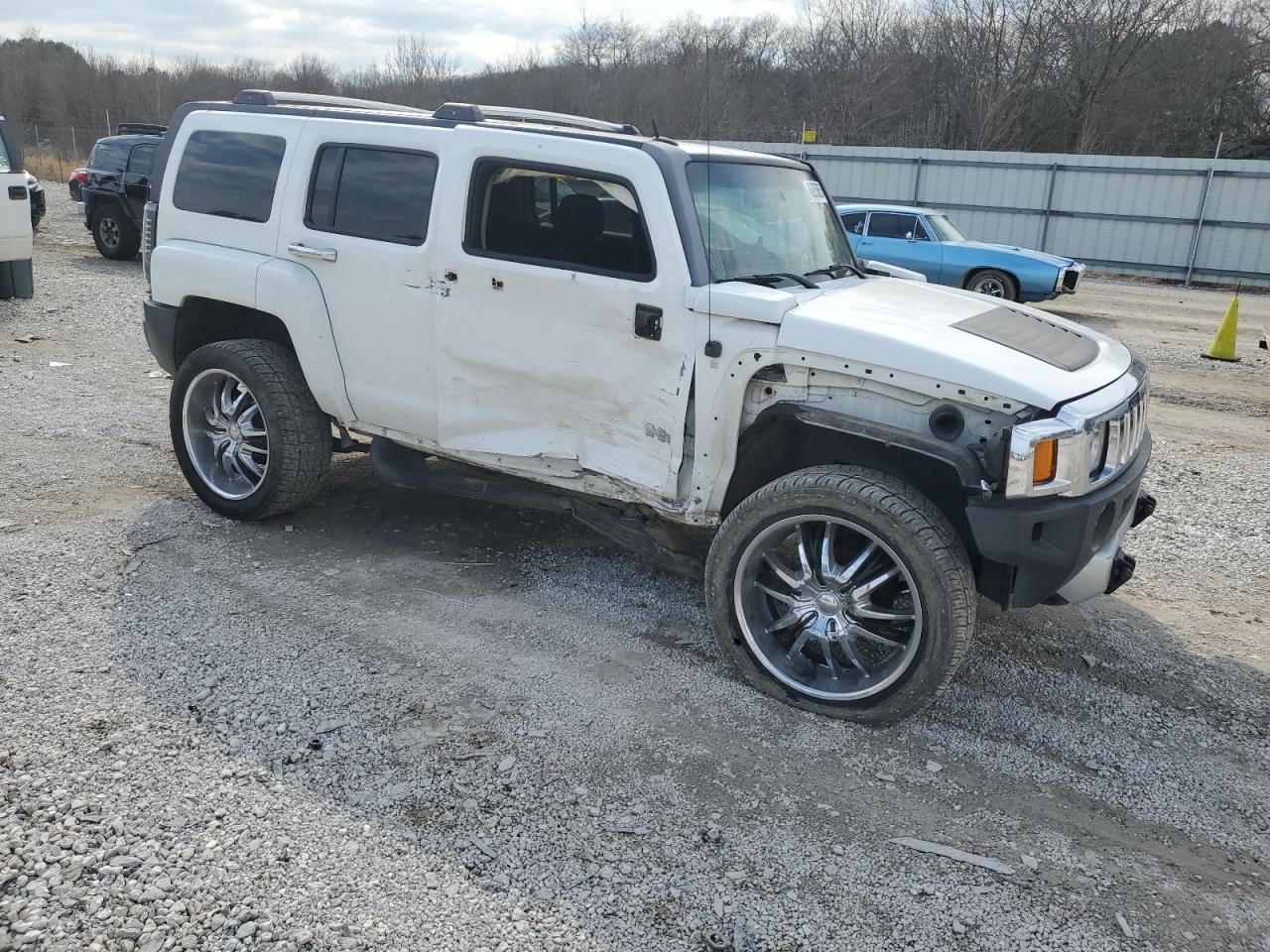 2008 Hummer H3 VIN 5GTEN13E088127759 Copart auction photo, side / front end damage thumbnail 4