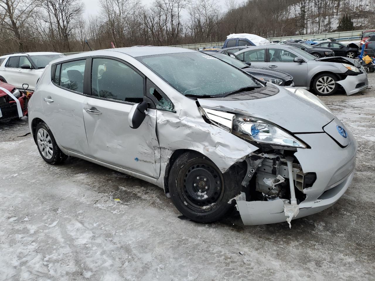 2014 Nissan Leaf VIN 1N4AZ0CP0EC331840 Copart auction photo, front end / side damage thumbnail 4