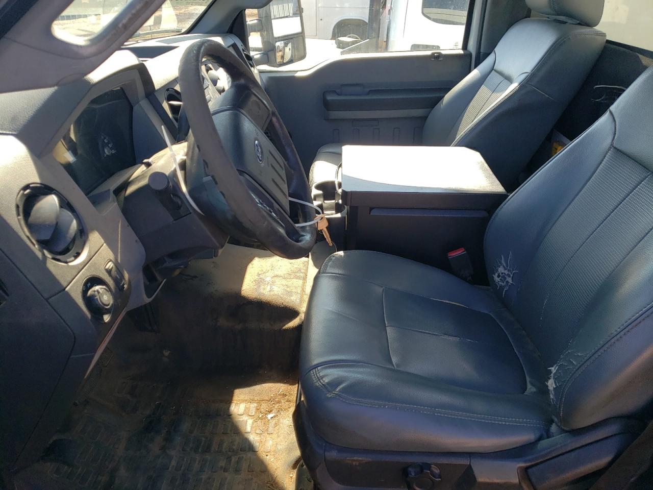 2013 Ford F450 VIN 1FDUF4GY7DEA93994 Copart auction photo, minor dent/scratches damage thumbnail 7
