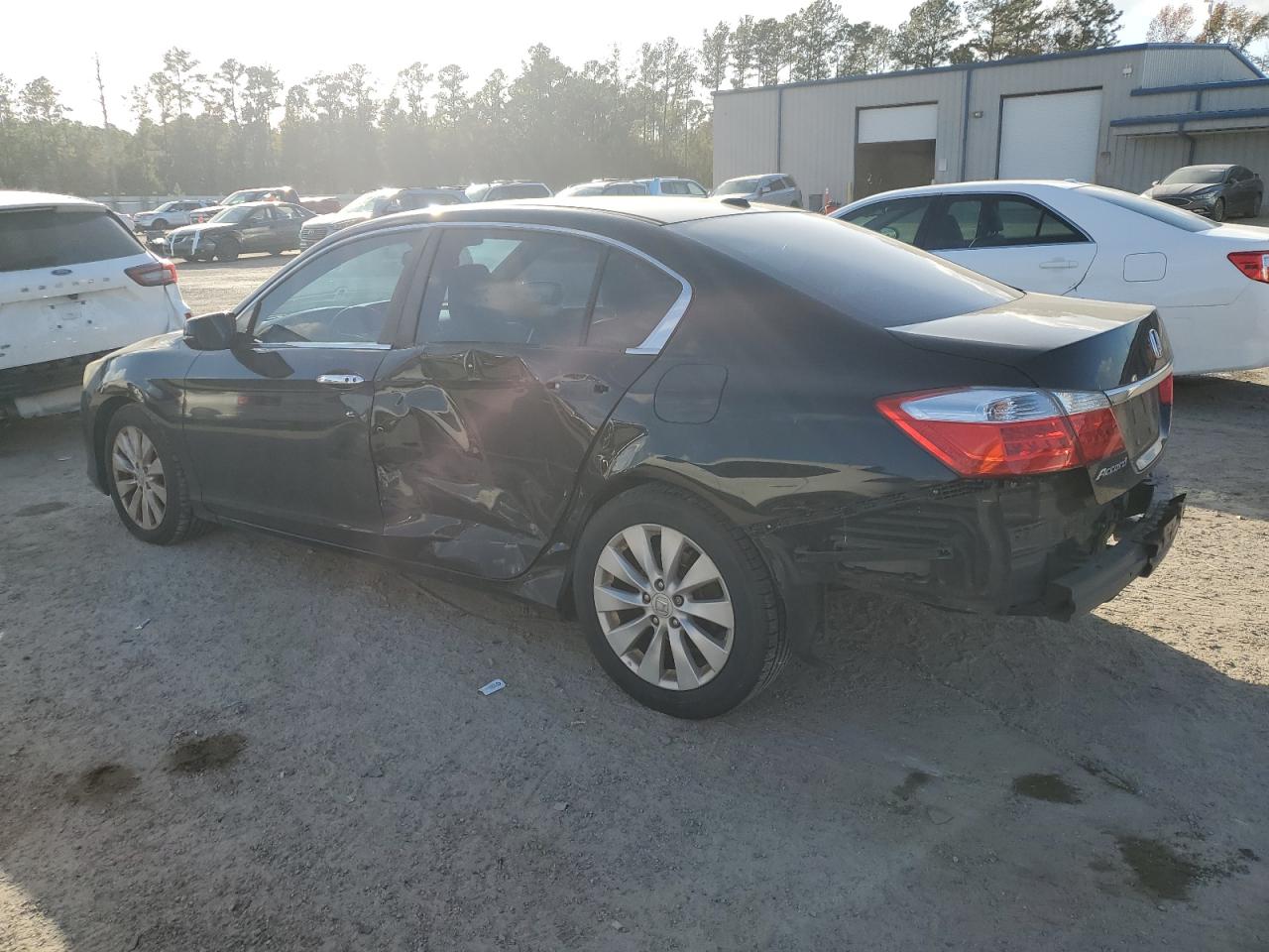 2013 Honda Accord VIN 1HGCR2F85DA144978 Copart auction photo, side / rear end damage thumbnail 2