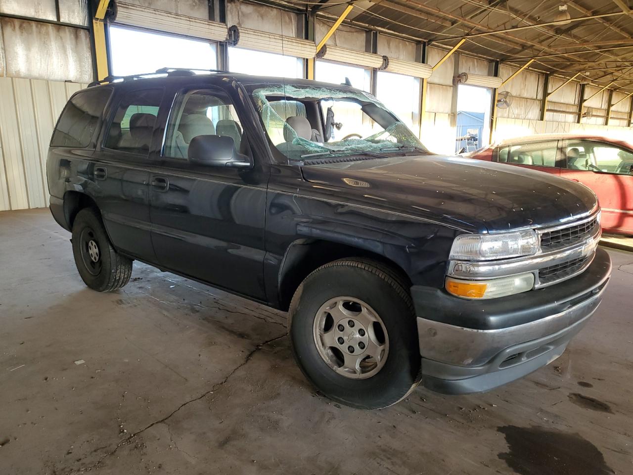 2006 Chevrolet Tahoe VIN 1GNEC13V56R113724 Copart auction photo, side / front end damage thumbnail 4