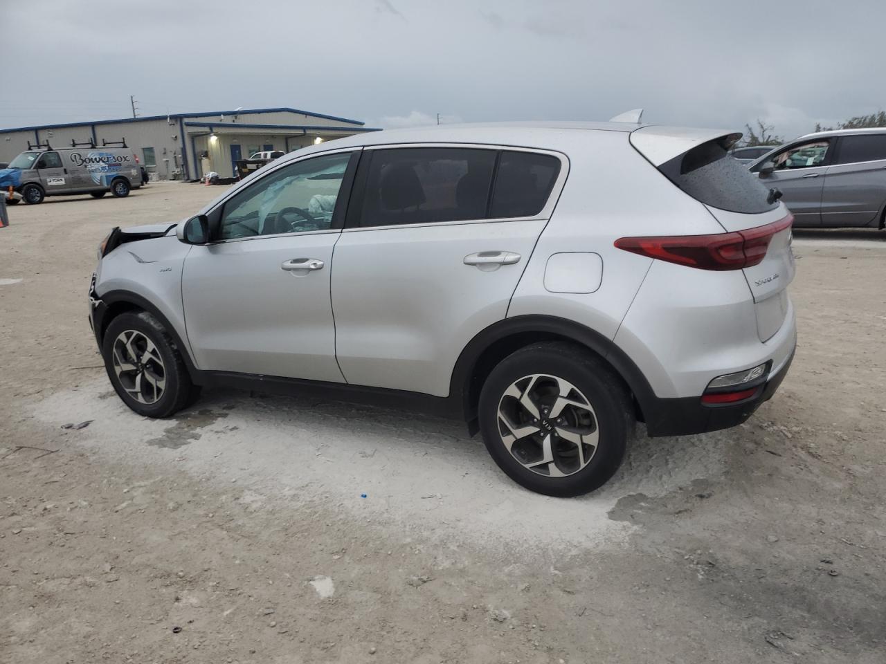 2021 KIA Sportage VIN KNDPMCAC6M7926106 Copart auction photo, front end damage thumbnail 2