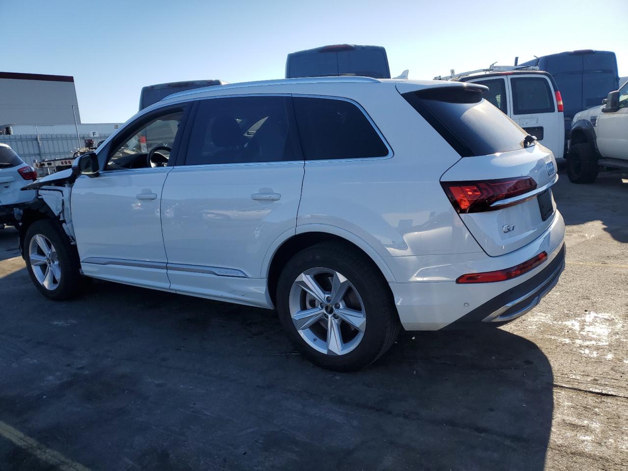 2022 Audi Q7 VIN WA1AXBF70ND020243 Copart auction photo, front end damage thumbnail 2