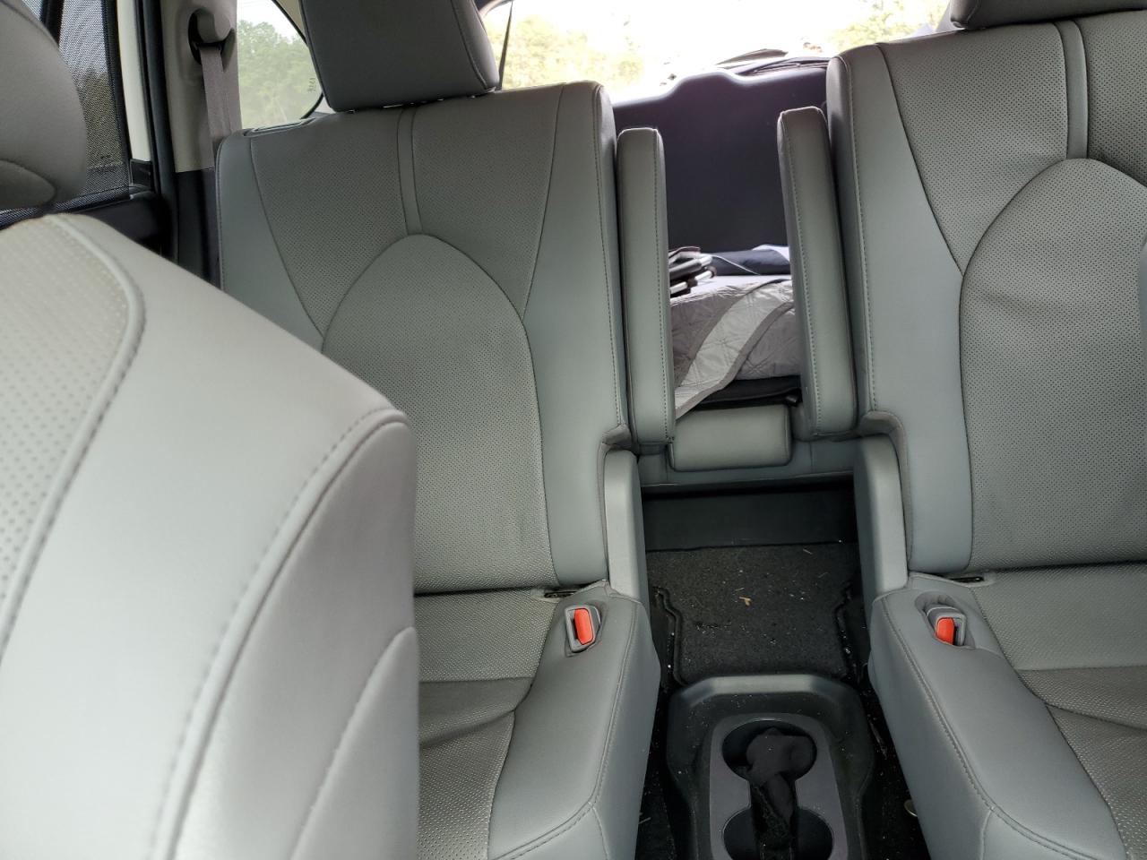 2020 Toyota Highlander VIN 5TDYZRAH6LS027738 Copart auction photo, rear end damage thumbnail 10