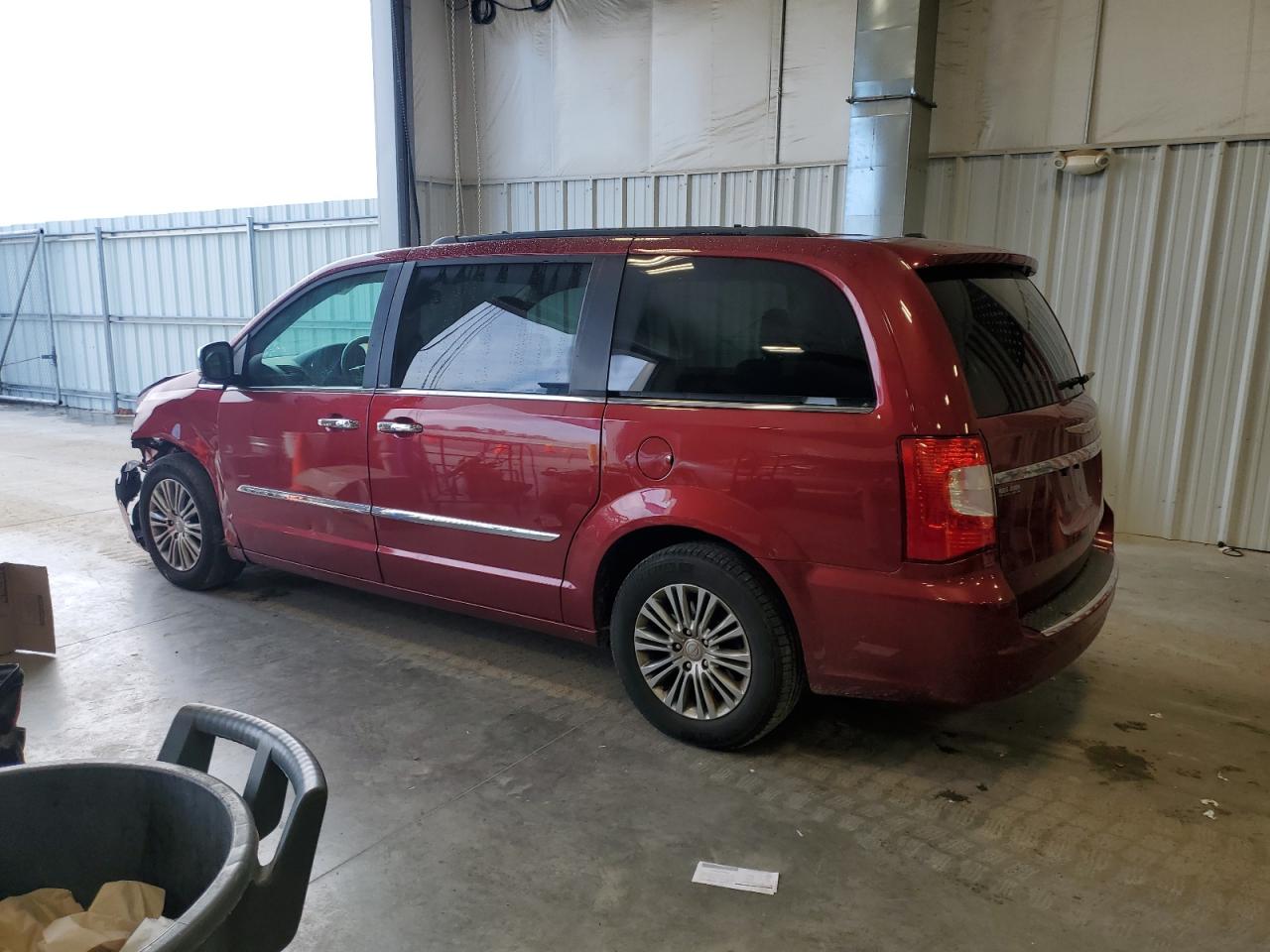 2014 Chrysler Town & Country VIN 2C4RC1CG5ER139390 Copart auction photo, front end / minor dent/scratches damage thumbnail 2