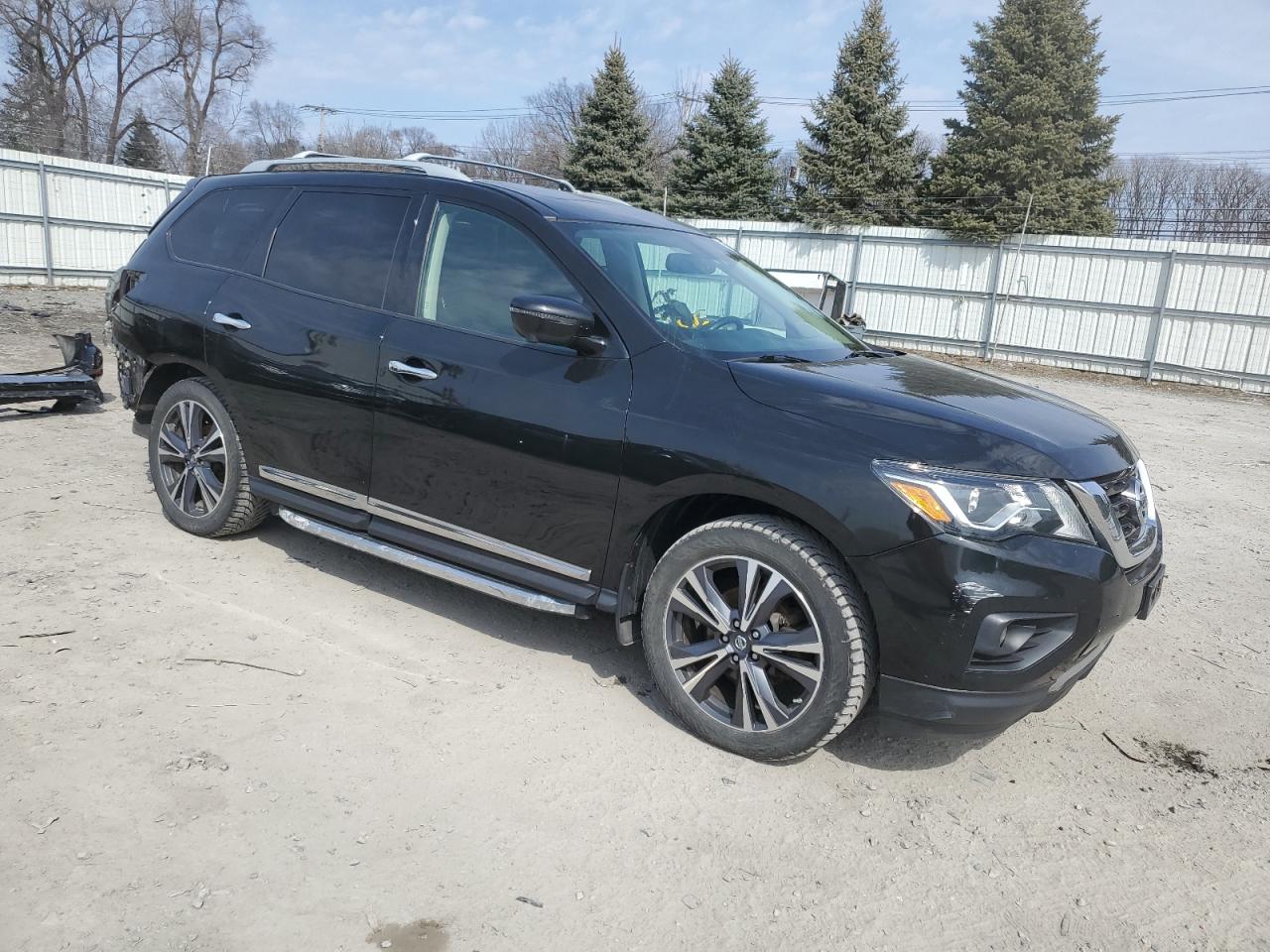 2018 Nissan Pathfinder VIN 5N1DR2MMXJC671509 Copart auction photo, rear end / minor dent/scratches damage thumbnail 4
