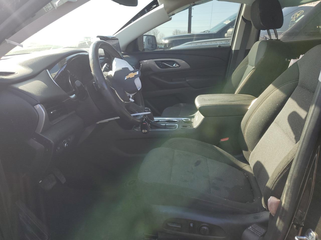 2019 Chevrolet Traverse VIN 1GNEVGKWXKJ310226 Copart auction photo, front end / side damage thumbnail 7
