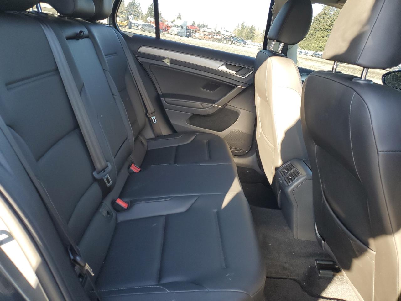 2017 Volkswagen Golf VIN 3VW217AU1HM070435 Copart auction photo, front end / side damage thumbnail 10