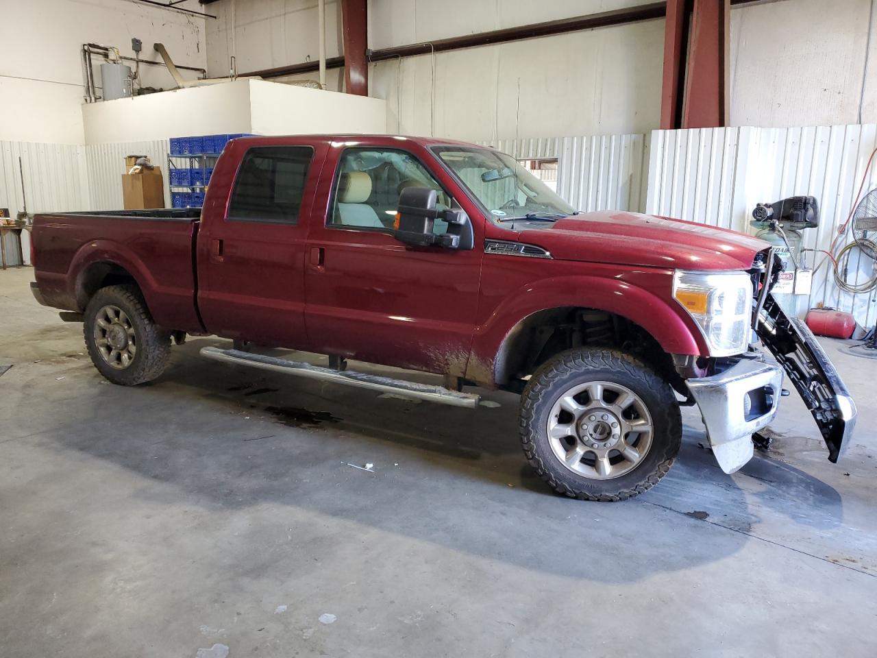 2015 Ford F250 VIN 1FT7W2B65FED53629 Copart auction photo, front end / side damage thumbnail 4