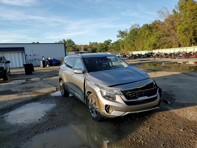 2021 KIA Seltos VIN KNDEU2AA5M7169442 Copart auction photo, front end / minor dent/scratches damage thumbnail 13