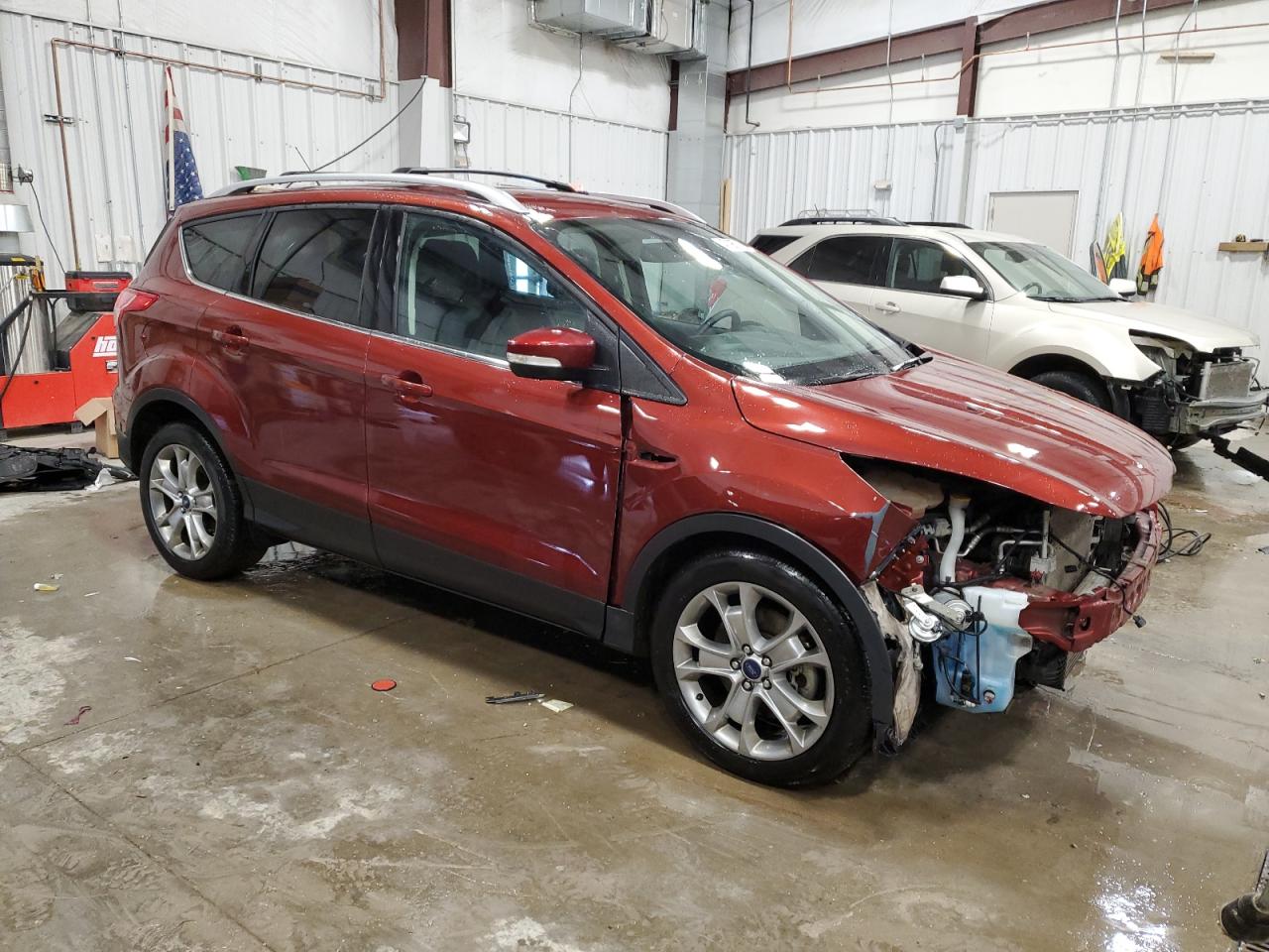 2016 Ford Escape VIN 1FMCU9J9XGUA62118 Copart auction photo, front end / side damage thumbnail 4