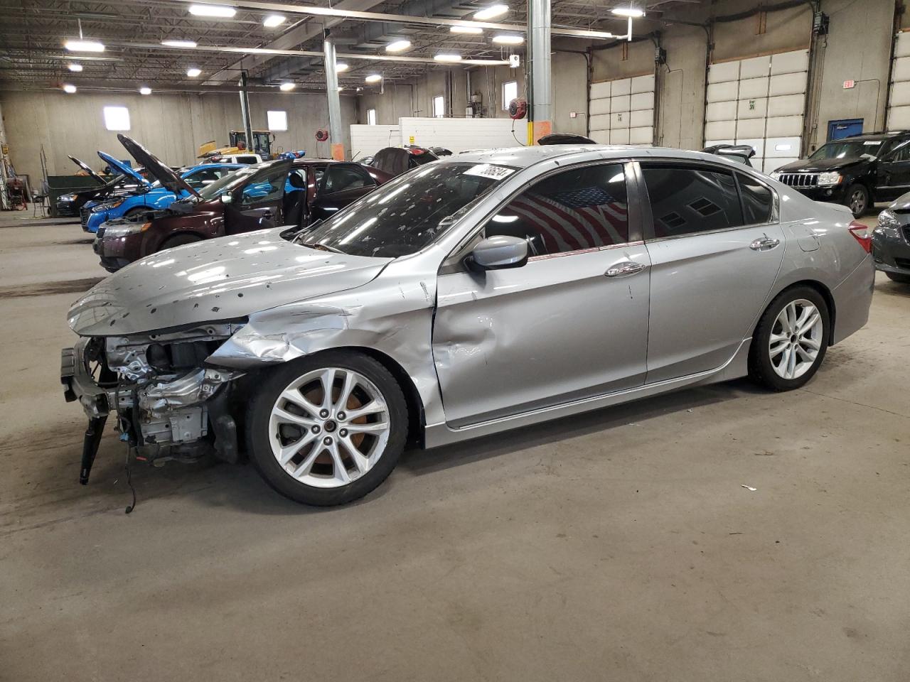 2017 Honda Accord VIN 1HGCR2F16HA216151