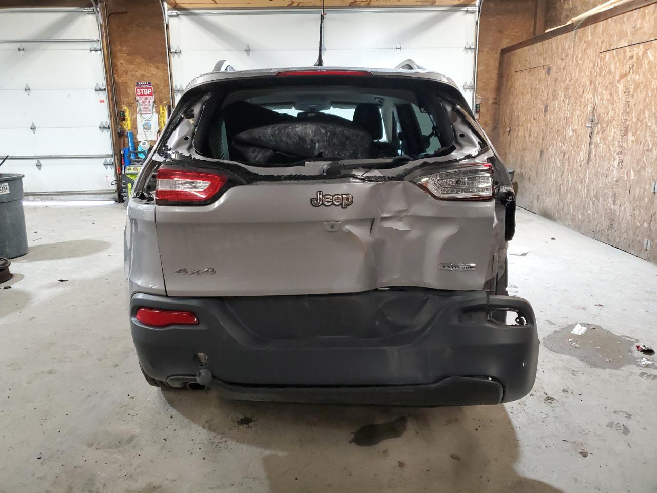 2018 Jeep Grand Cherokee VIN 1C4PJMCB3JD562081 Copart auction photo, rear end / side damage thumbnail 6