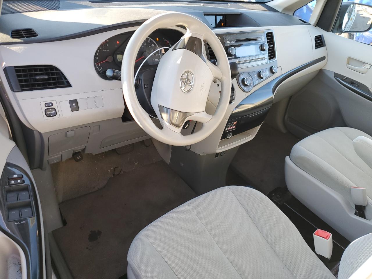 2014 Toyota Sienna VIN 5TDZK3DC4ES441934 Copart auction photo, front end damage thumbnail 8