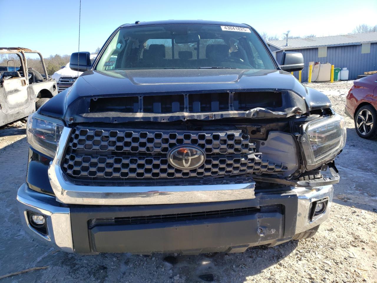 2018 Toyota Tundra VIN 5TFUY5F1XJX766138 Copart auction photo, front end / minor dent/scratches damage thumbnail 5