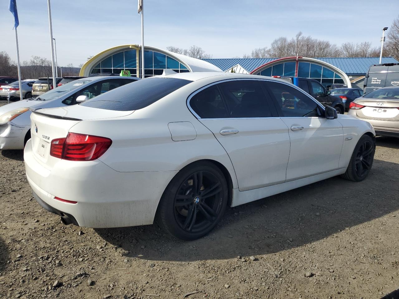 2011 BMW 5er VIN WBAFR7C57BC605521 Copart auction photo, front end damage thumbnail 3