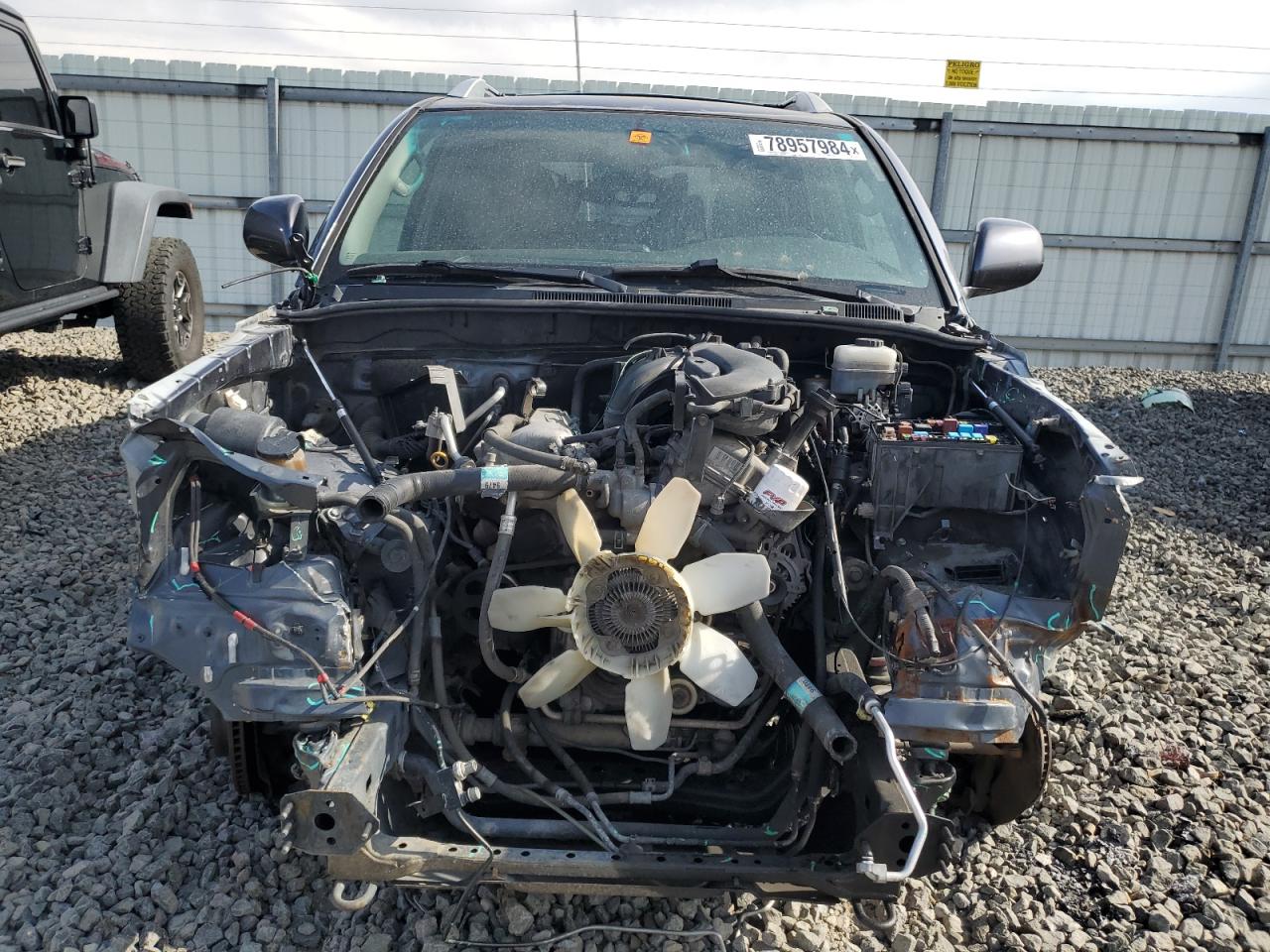 2005 Toyota 4Runner VIN JTEZU14R658030781 Copart auction photo, vandalism / all over damage thumbnail 5