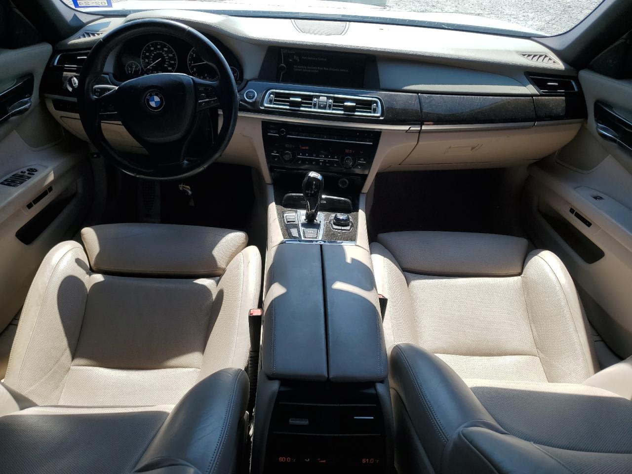 2012 BMW 7er VIN WBAKA8C57CDS99573 Copart auction photo, front end damage thumbnail 8